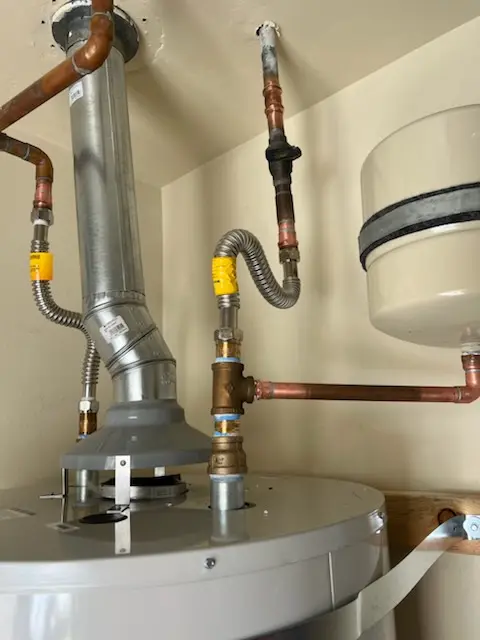 Water heater installation and plumbing repair in Warren